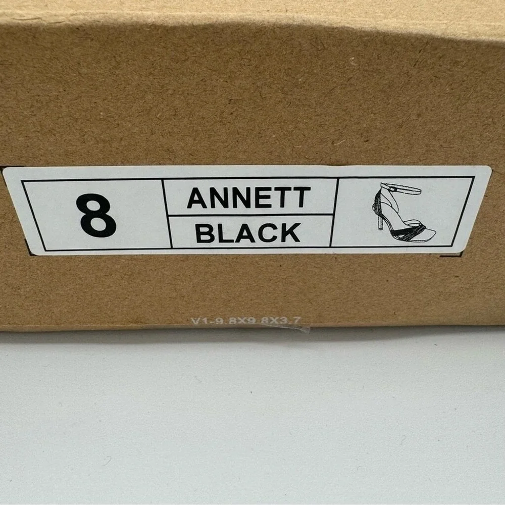 JOURNEE‎ ANNETT WOMENS SHOES W/ GOLD ACCENT HEELS SIZE 8 CLR BLACK/GOLD NWT